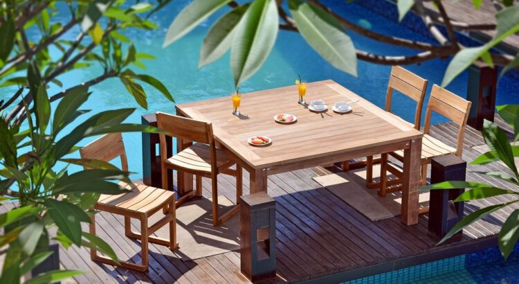 Orizont Table with Umbrella Hole