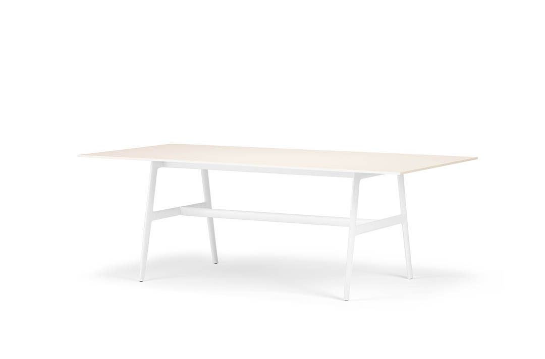 Seax Dining Table