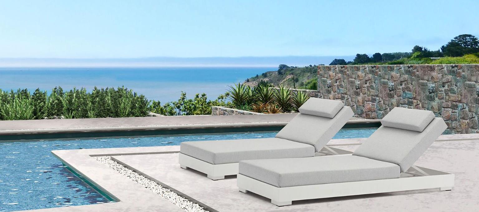 Sky Chaise Lounge