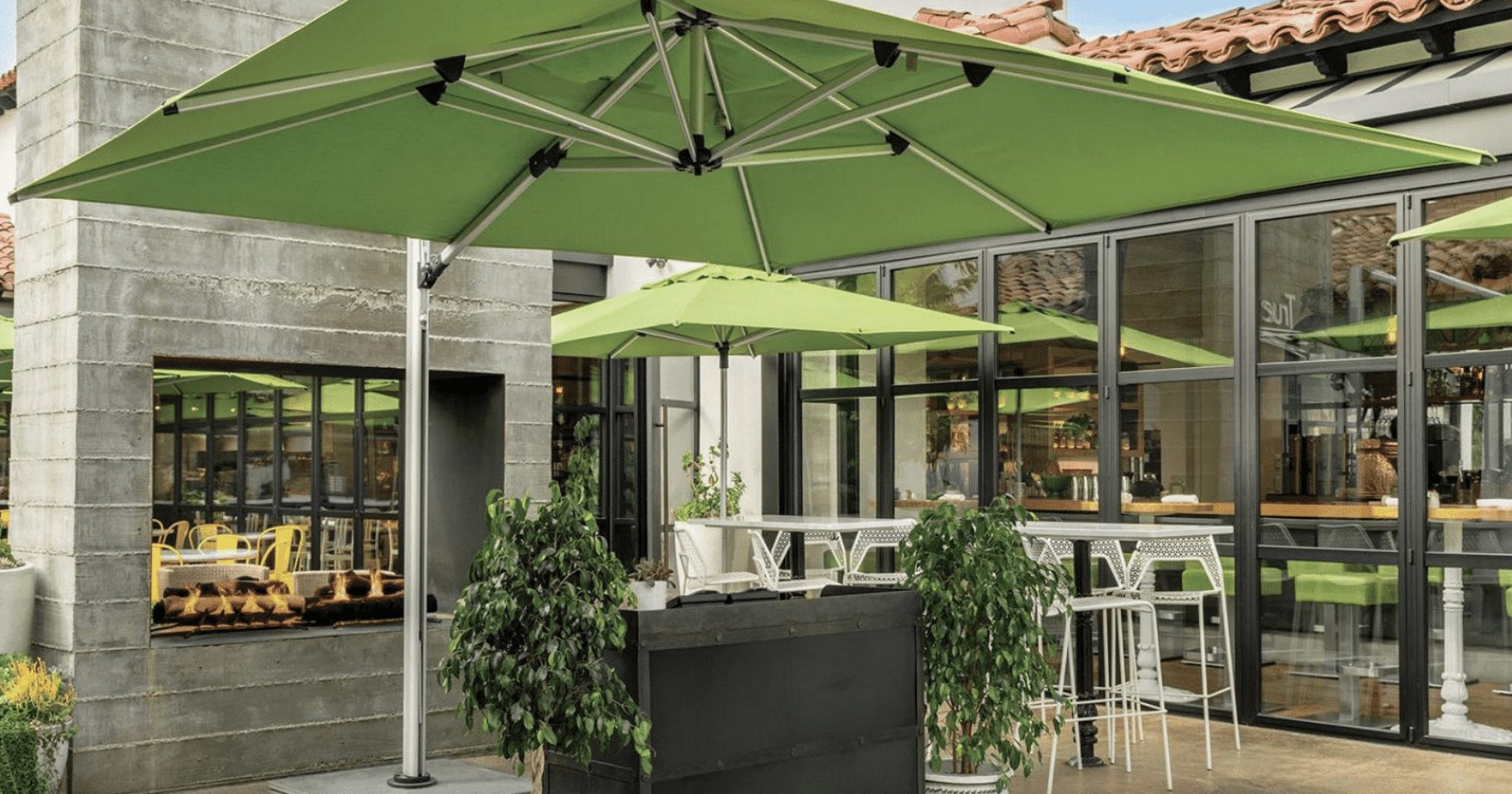 POL - 3 40RT Cantilever Umbrella | 10' x13' Rectangular