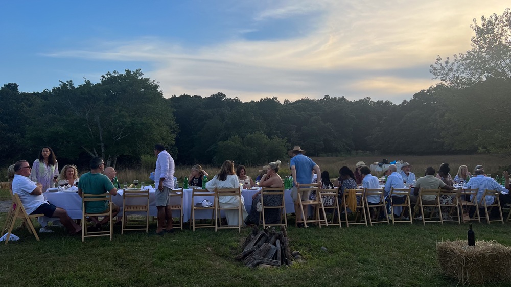 Outstanding_in_the_Field_-_Shelburne_Orchards_-_VT_(1)